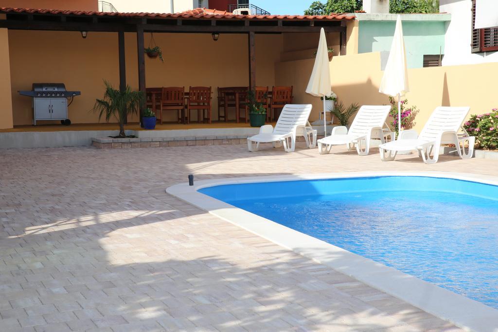 Apartmani Sprljan Vodice Exterior photo